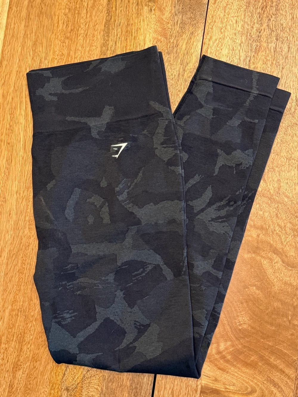 Gymshark Adapt Camo Leggings size XXL